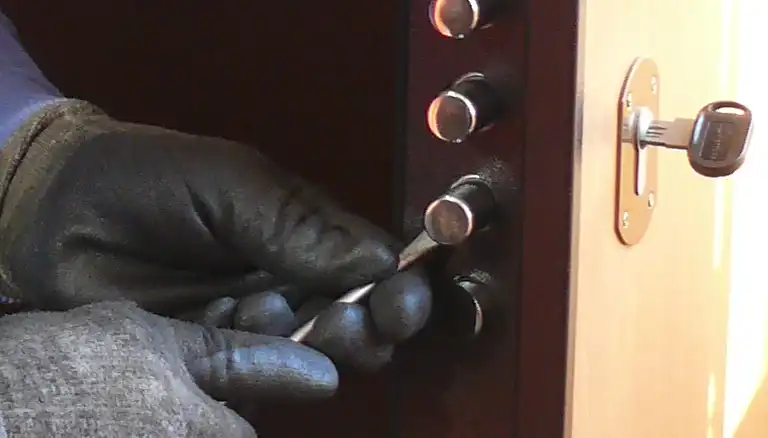 fabbro Cavagnolo apertura porte