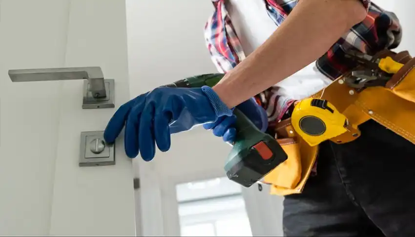 Fabbro Montalenghe emergenza